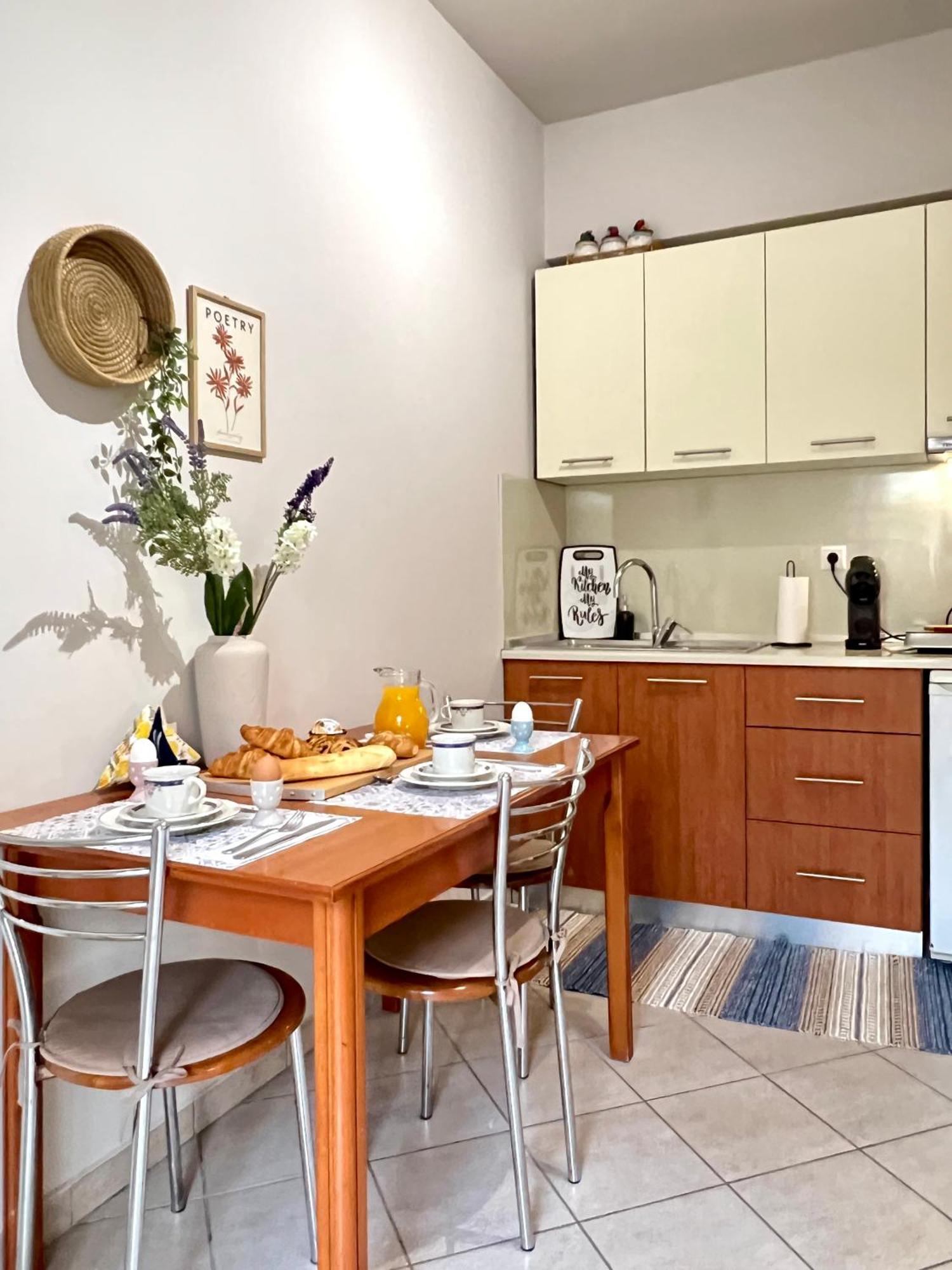 Haplotes Apartment *